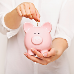 一人暮らしにかかる生活費は?固定費、変動費別、知っておくべき節約術5選