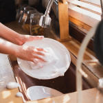 食洗機と手洗いはどっちが節約できる？より節電・節水する方法